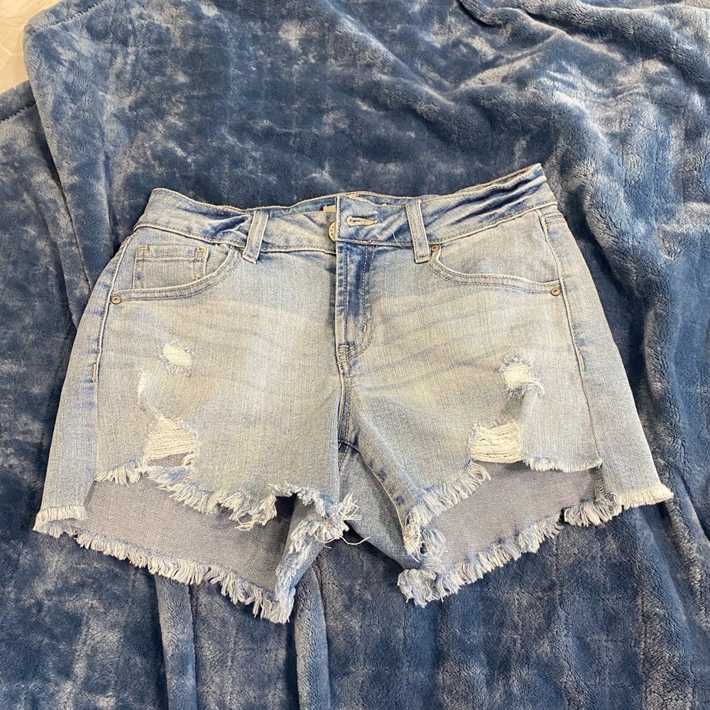 Light wash jean shorts